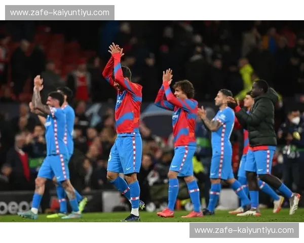 绿茵狂想曲:当“马驹”遇上“银河战舰”,这场欧冠直播为何是灵魂的救赎? 绿茵狂想曲:当“马驹”遇上“银河战舰”,这场欧冠直播为何是灵魂的救赎?